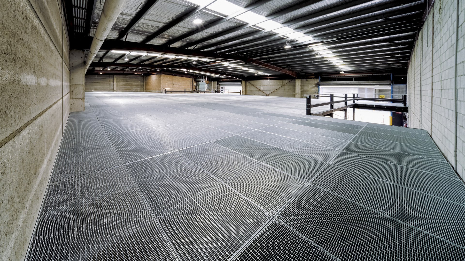 Mezzanine Grating Explained: Best Materials, Uses & Safety Tips