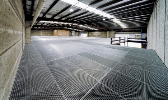 Mezzanine Grating Explained: Best Materials, Uses & Safety Tips
