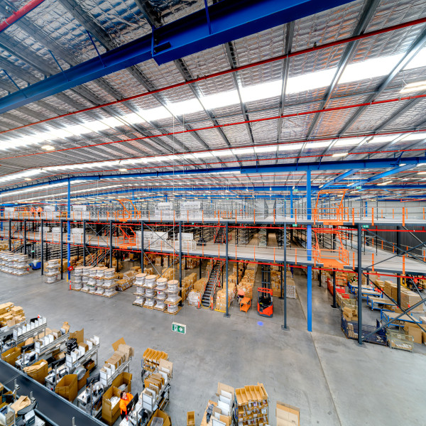 Storefast How Warehouse Fit-Outs, Sortation and Storage Drive ROI | Unistor